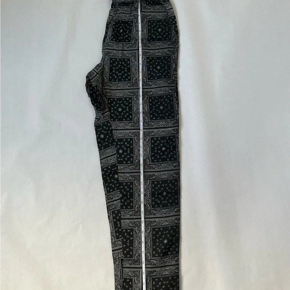 Sofie Schnoor Black White Women’s Patchwork Bandana Print Trousers Pants XS NWT - Picture 3 of 7